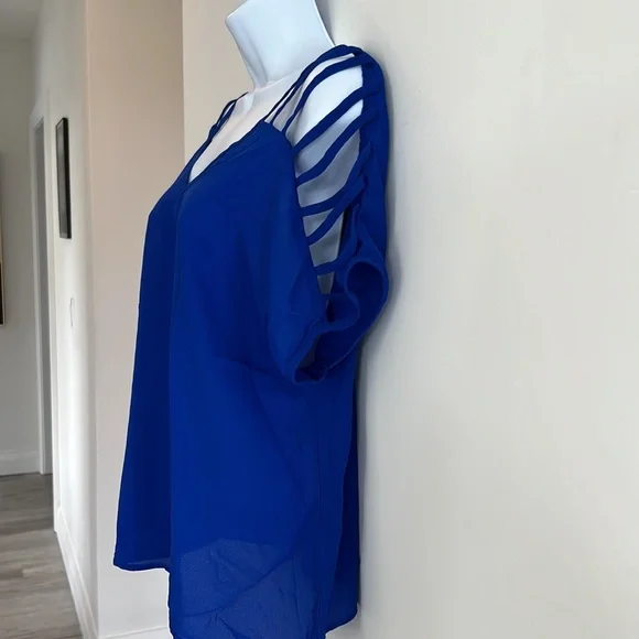 NWT Electric Blue Cutout Top - Picture 2 of 7
